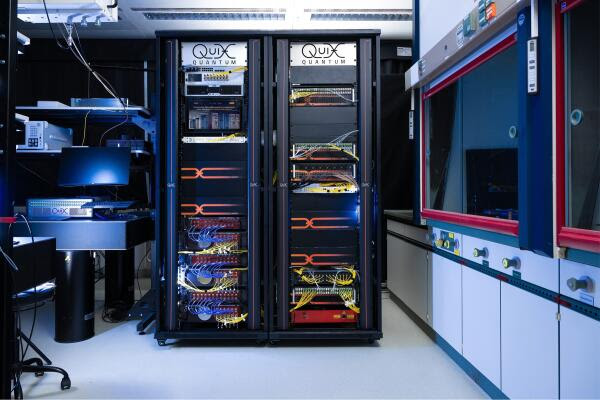 QuiX Quantum Announces Photonic Quantum Computing Architecture For Commercial Deployment
