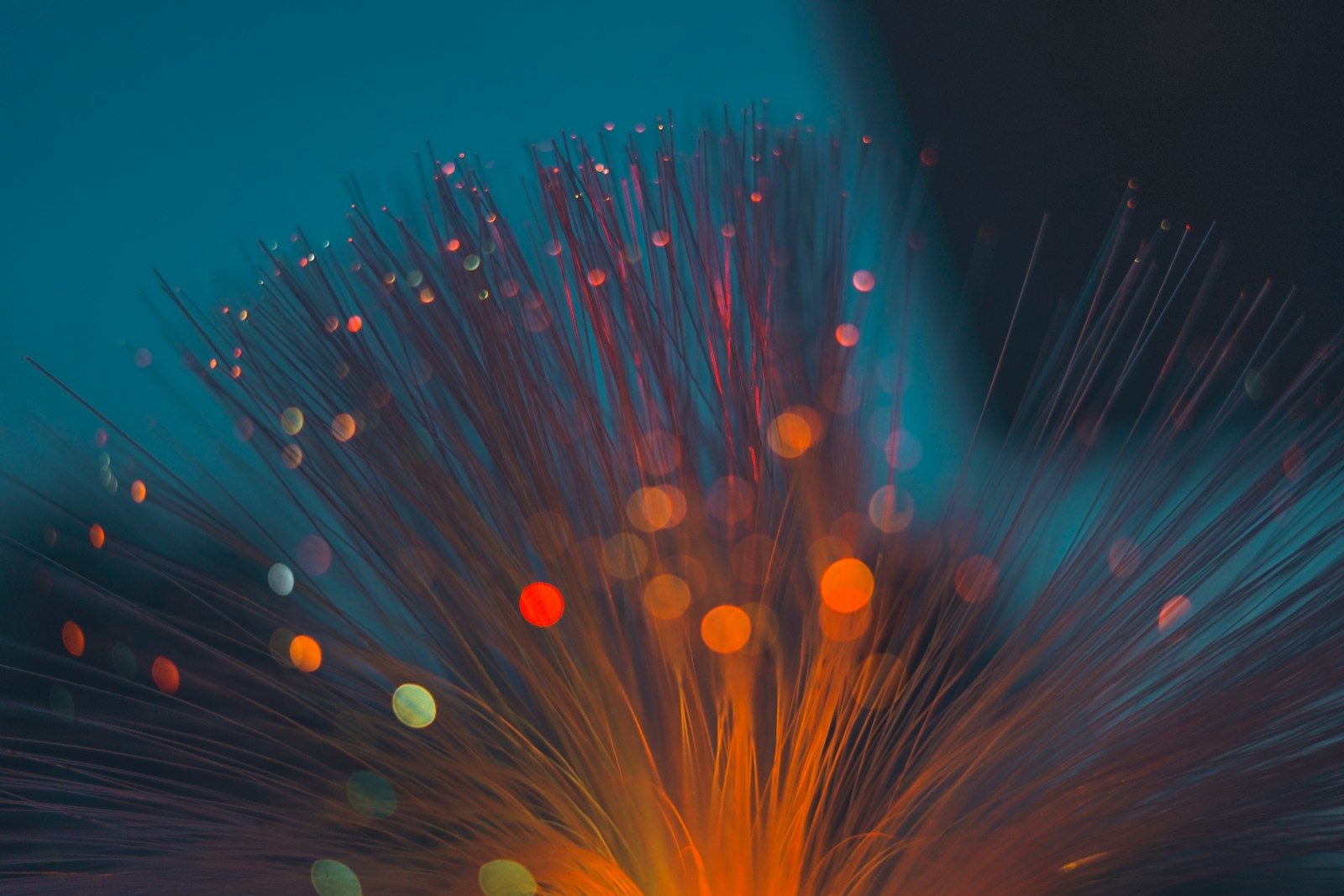 Northwestern University Researchers Demonstrate Quantum Entanglement Over Busy Telecom Fiber