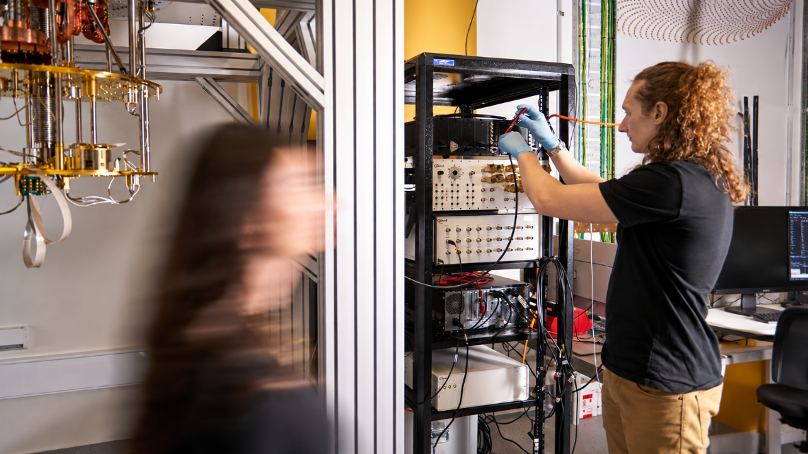 Diraq and Dell Test Hybrid Quantum-Classical Computing in Sydney