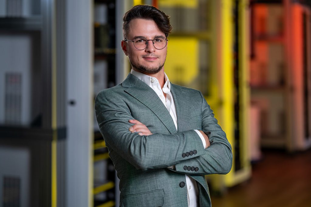 New DOE Early Career project uses magnetic vortices to uncover hidden sources of loss in superconducting quantum devices