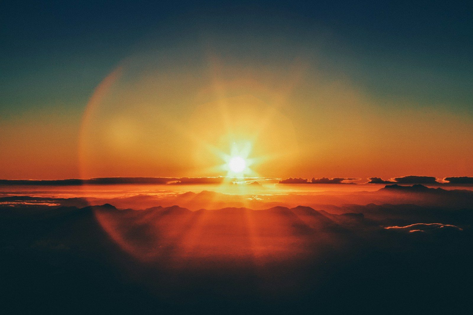 Researchers Show Sunlight Can Generate Quantum Entanglement