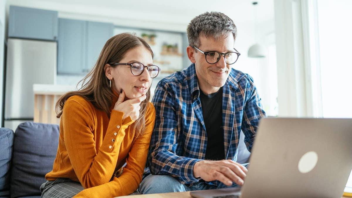 Discover spotlights savings gap most people never see