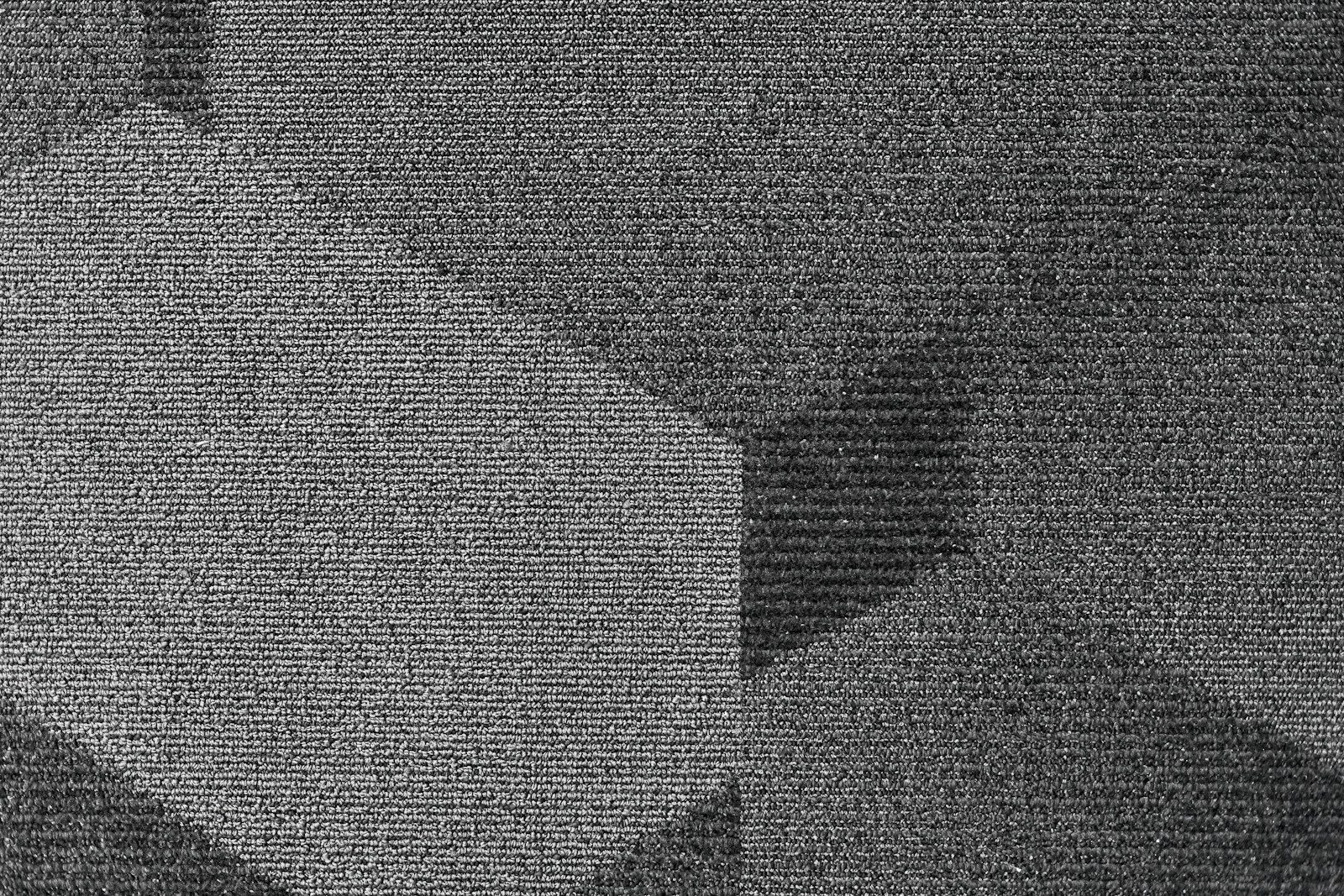 How Noise Limits The Size of Quantum Circuits
