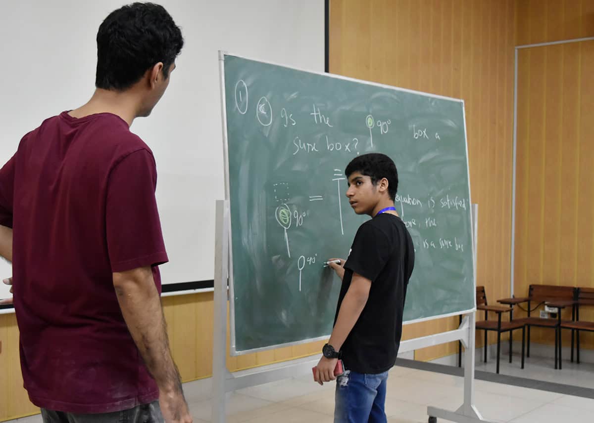 How pictures can help school students learn quantum physics