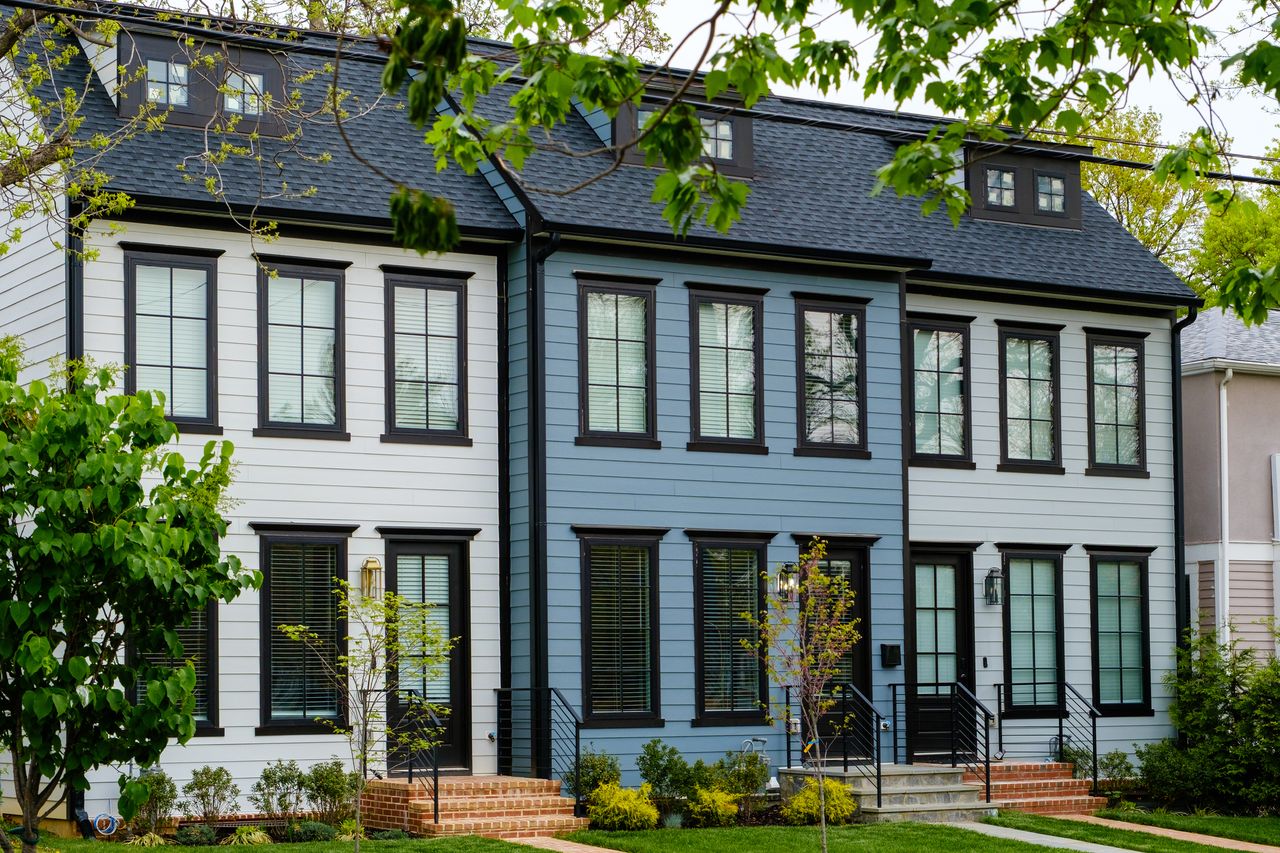 Mortgage Rates in 2026 Predicted to Drop: These 3 Signals Tell You It's Time to Buy