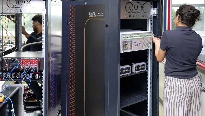 QuiX Quantum Introduces PACU, a Photonic Assembly Control Unit For Scalable Quantum Systems