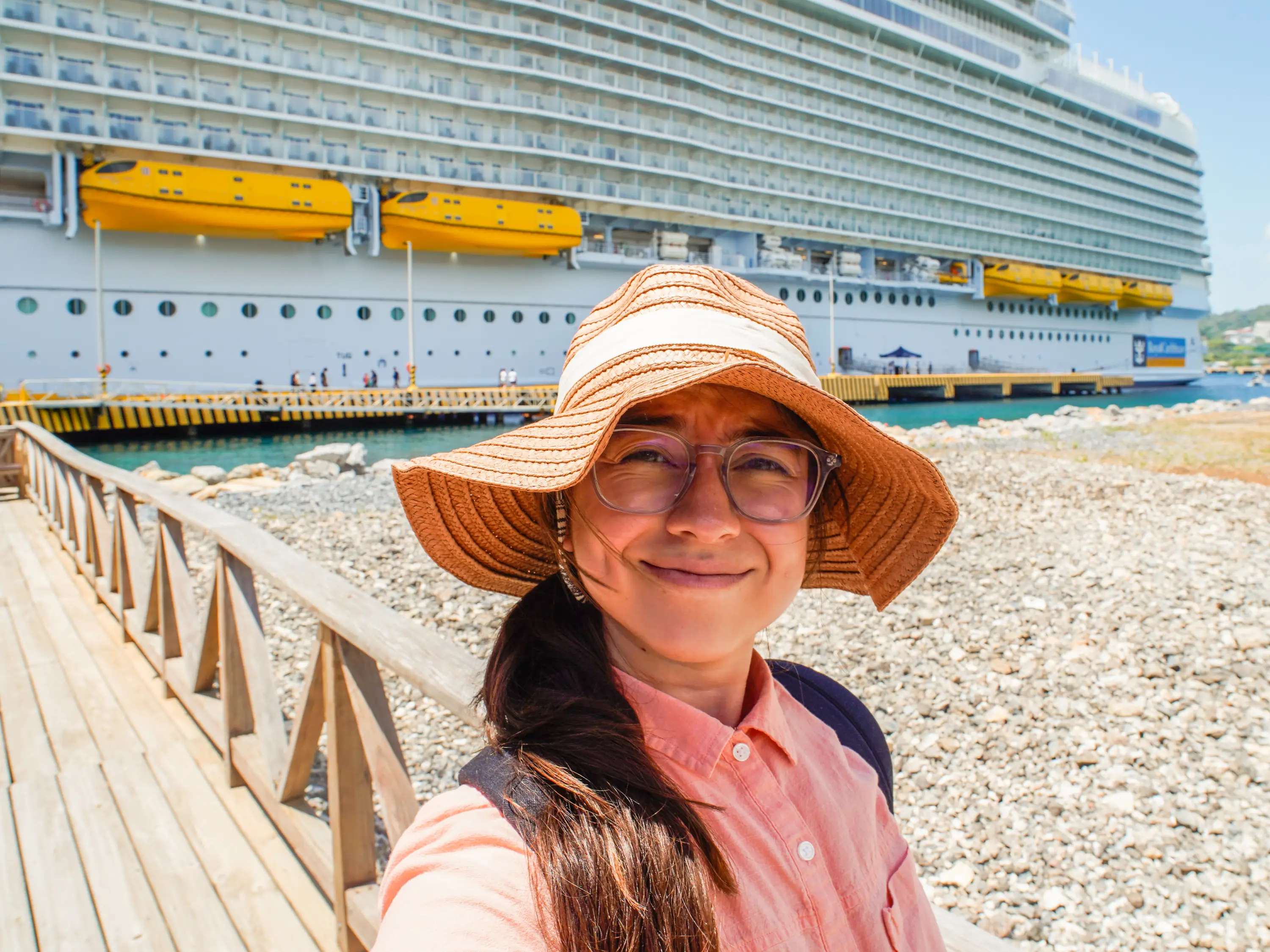 I took my first cruise solo, and 6 things surprised me